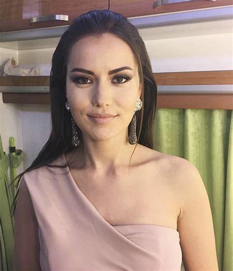 Fahriye Evcen Turkish Beauty Beauty Actresses