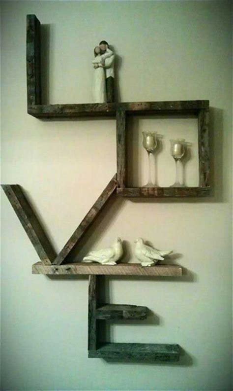 23 Recycled Pallet Wall Art Ideas For Enhancing Your