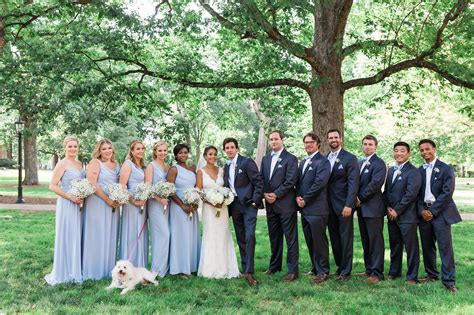 However, because it's an interview, you cannot rely on interviewers having good fashion. Light Blue Bridesmaid Dresses, Navy Suits