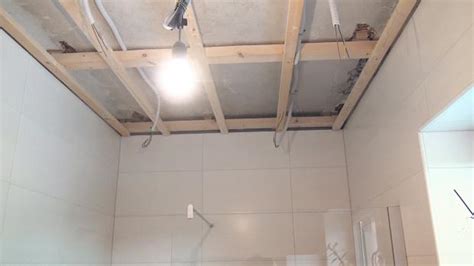 Suchergebnis auf amazon de für. Die Holzdecke: Nut-Feder-Deckenpaneele verlegen ...