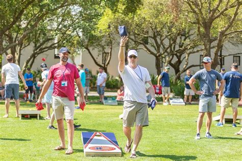 How To Play Cornhole The 30a Way 30a