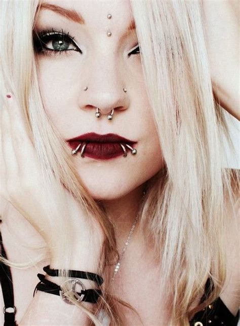 Medusa Piercing Detailed Guide To Know Everything With Design Ideas In Lip Piercing