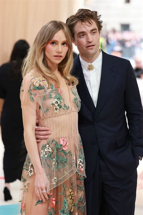 Suki Waterhouse And Robert Pattinson Met Gala 2023 Celebmafia