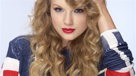 Taylor Swift Black Hair Brown Eyes