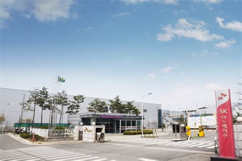 시중에 풀린 막대한 유동성이 공모주 시장으로 몰린 가운데. SK아이이테크놀로지, 국내 최초 100% 친환경 전력 공장에 도입