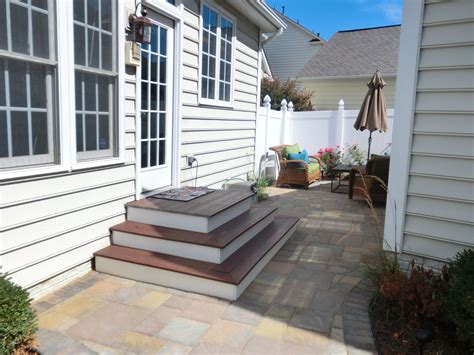 Decking stairs gap to house. Pin by Carol Thompson on Decks | Patio stairs, Patio steps ...