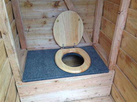 Bucket Bog Standard Composting Toilet Freerangedesigns