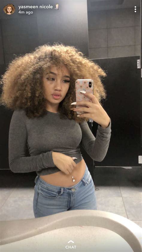 Pin By 𝔘𝔫𝔦𝔮𝔲𝔢𝔦𝔯𝔞 ღ On ‍curls ️ Curly Hair Styles Naturally Long Hair Girl Curly Hair Styles