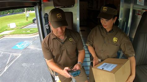 This Is How Ups Gets Life Saving Drugs To You And Your Pets Wsb Tv