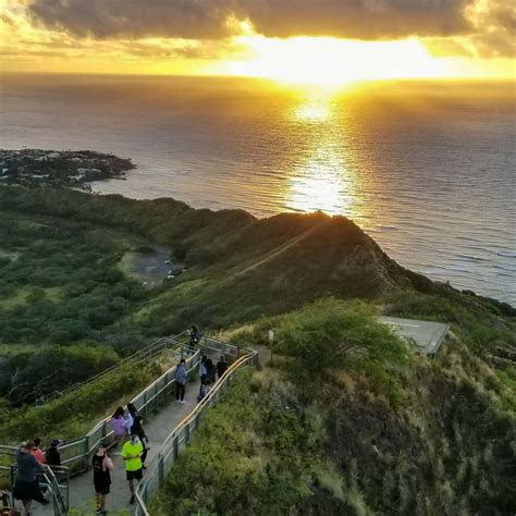 Diamond Head Crater Shuttle And Self Guided Hike Oahu Tours And Activities