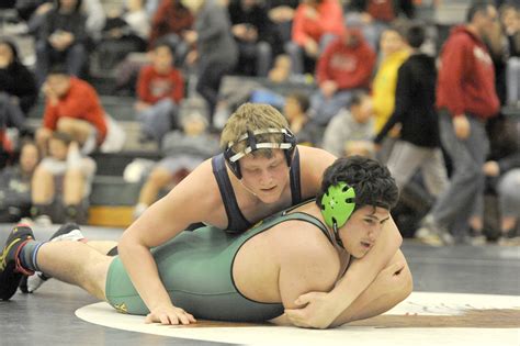 State Wrestling Preview 15 Strong Forks Boys Team Shooting For Mat
