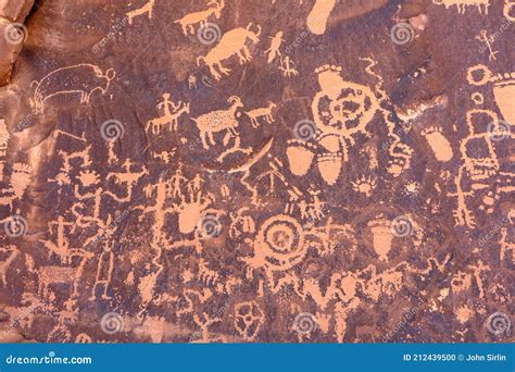 Petroglyphs At Newspaper Rock State Historic Monument In Utah Editorial