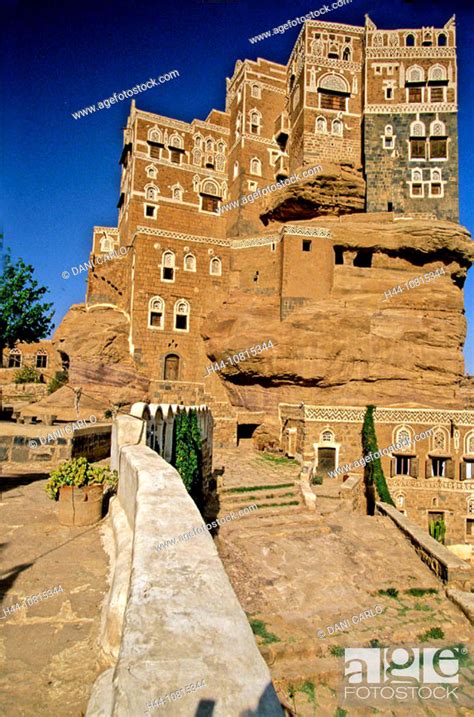 Dar Al Hajar Palace Wadi Dhahr Sanaa Yemen Palace Rock