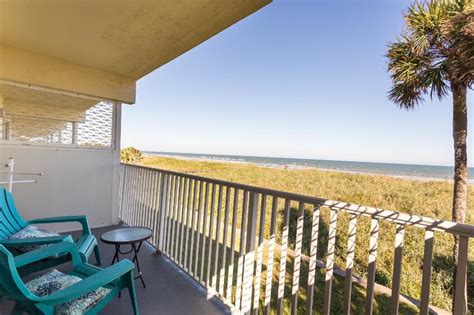 Direct Beach Front Condo, Balcony, Great Views & Breezes UPDATED 2019