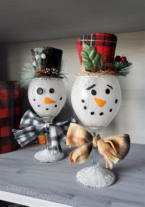 50 Easy DIY Christmas Crafts For Adults To Make And Sell