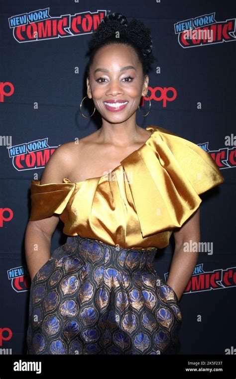 new york ny usa 7th oct 2022 anika noni rose at let the right one in photocall during new