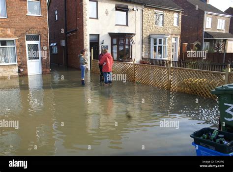 Flooded Houses Hi Res Stock Photography And Images Alamy