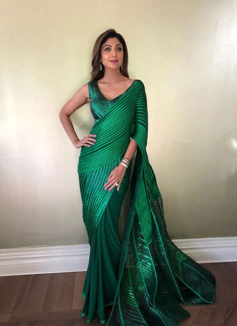Shilpa shetty or shilpa shetty kundra (born in 1975) is one of the most prominent celebrities not just in india but also throughout the world. Shilpa Shetty Kundra brings a modern update to the ...