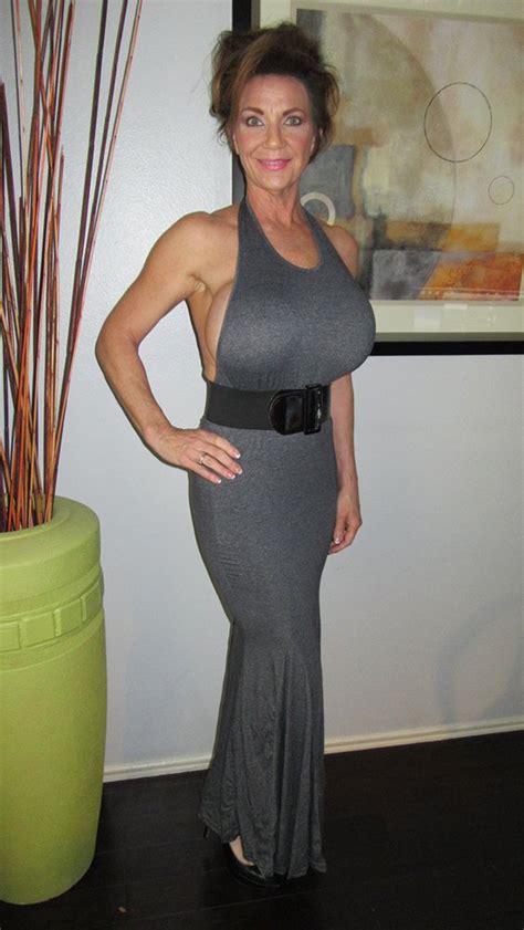 TW Pornstars Deauxma Twitter A New Grey Gown Its A Babe Big And Makes Me Look Fat