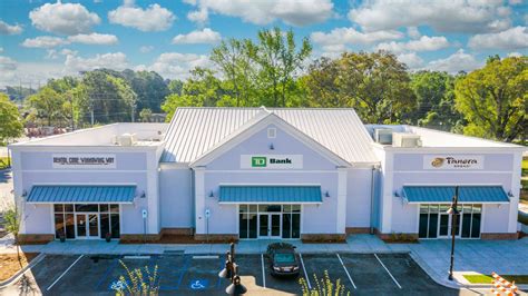 Srs National Net Lease Group Brokers 735 Million Acquisition Of The Shops At Gregorie Ferry