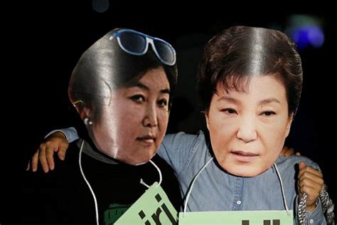 South Koreans Call For Presidents Impeachment Over Influence Scandal The Diplomat