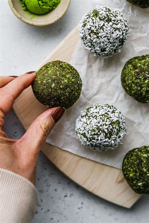 These Coconut Matcha Energy Balls Are Such An Easy Healthy Make Ahead