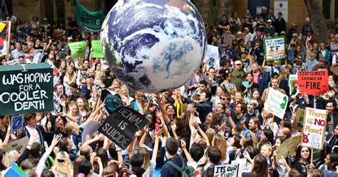 Pictures From Youth Climate Strikes Around The World The New York Times