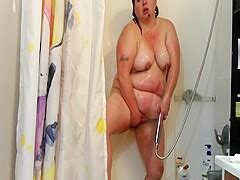 Sexy Bbw Shower After Ice Cream Pornzog Free Porn Clips