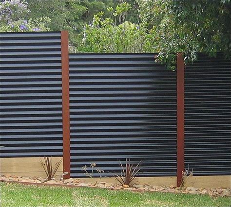 20 Corrugated Metal Fence Ideas