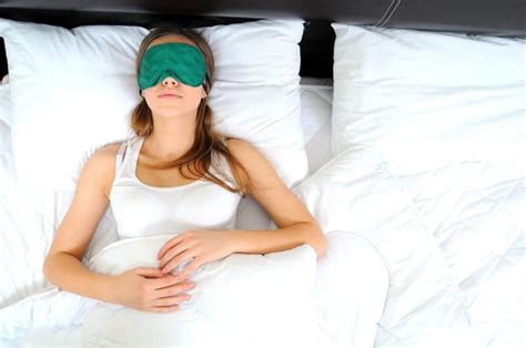 Deberías Dormir Con Una Almohada Entre Las Piernas La Razón