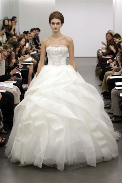 Vera Wang Wedding Dresses Fall 2013 Collection