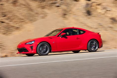 2017 Toyota 86 The Everyday Sports Car Review The Fast Lane Car