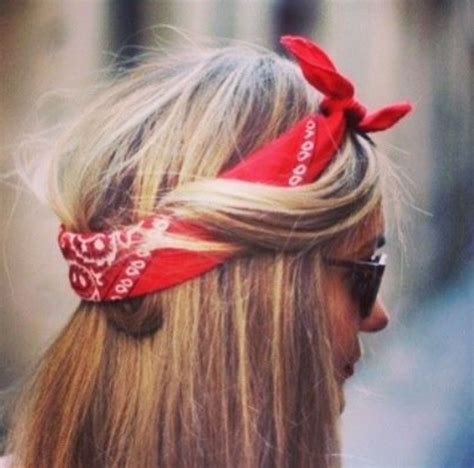 One of the easiest bandana hairstyles? 3 ways to wear your bandana #80s #style #fashion #bandana ...