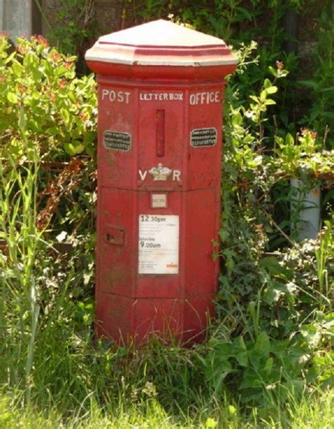 Pillar Box In Barness Cross Dorset England And Scotland Wales England