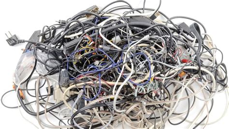 Clean Up Cord Clutter ®