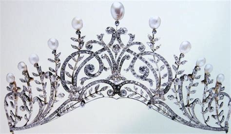 The Leafy Spray Tiara A Pearl And Diamond Belle Epoque Tiara By Chaumet
