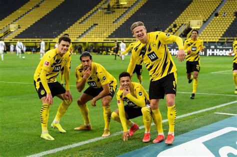 Das gehalt wird dabei entweder nach tarifvertrag oder vom unternehmen selbst geregelt. Borussia Dortmund related Archive - LigaLIVE