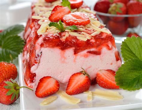 Actress (18+)🍓 for cooperation : GREAT For Mother's Day. Strawberry Terrine Recipe ...