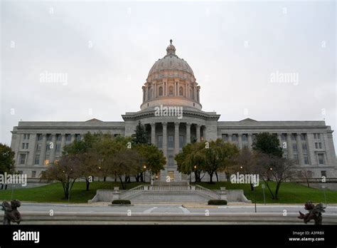 Jefferson City Missouri Mo Usa The Missouri State Capitol Building