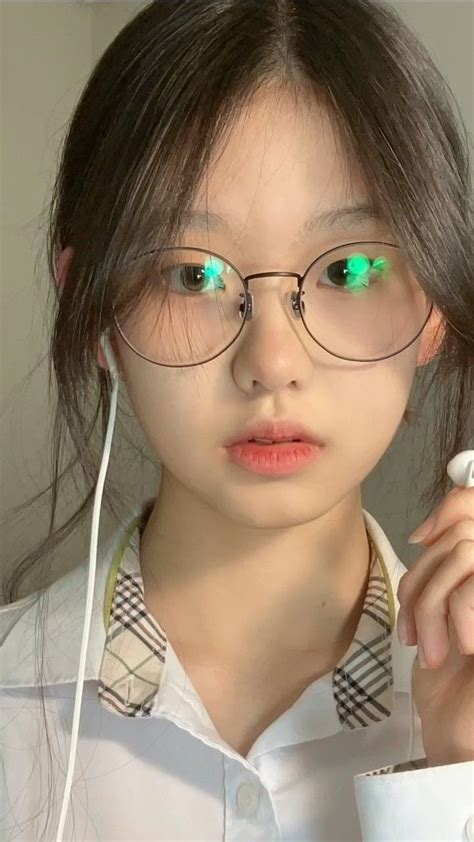 Korean Beauty Korean Glasses Medium Long Haircuts Girls Hairstyles Easy Short Hairstyles