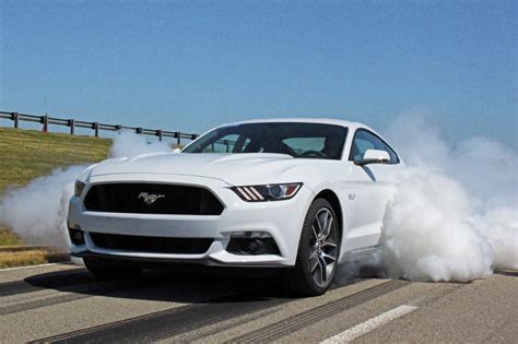 New 2015 Ford Mustang Specs Ecoboost Gets 310 Hp Weighs 3532 Lbs More
