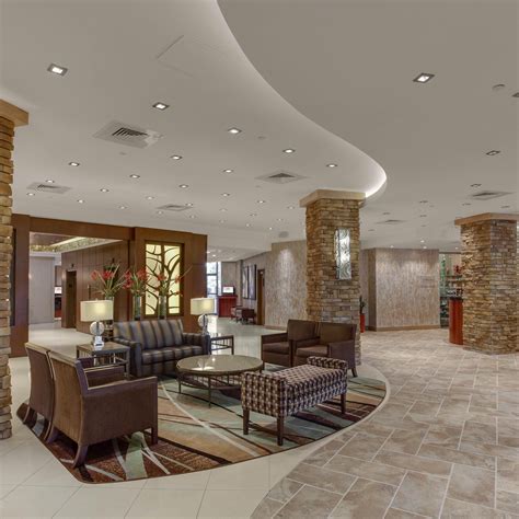 Hotels In Baton Rouge Crowne Plaza Executive Center Baton Rouge