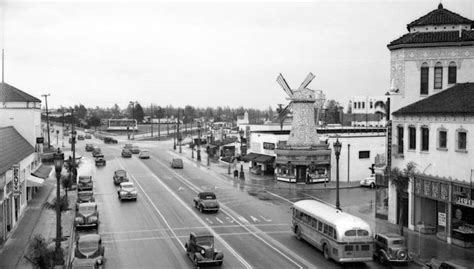 In This Photo Were Looking West To Where Wilshire Blvd Meets San