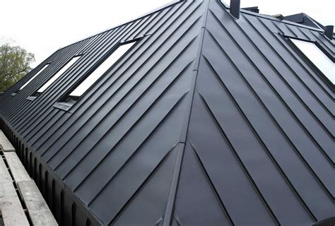 Zinc Clad New Built Barn House In Hurstpierpoint Sussex Metal Roof Ltd