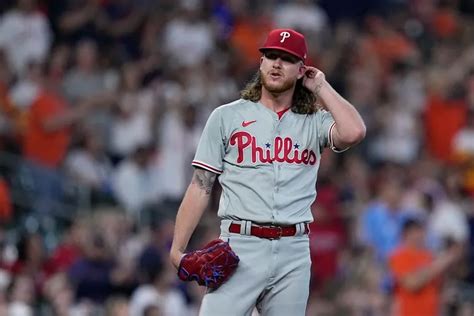 Phillies Cant Complete Comeback Against Astros Losing 4 3 As Trea