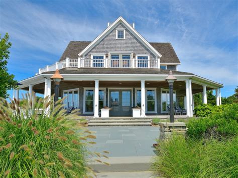This Seaside Nantucket Home Is The Perfect Summer Getaway