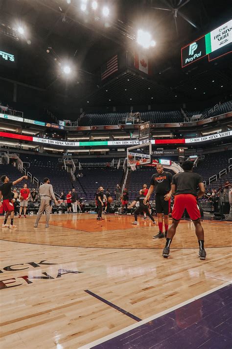 Buxom Collaborates with Toronto Raptors for Raptors Red - MON MODE | Raptors, Toronto raptors 