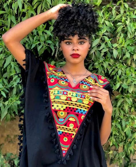 africa facts zone on twitter egyptian traditional dress galabeya being showcased by egyptian