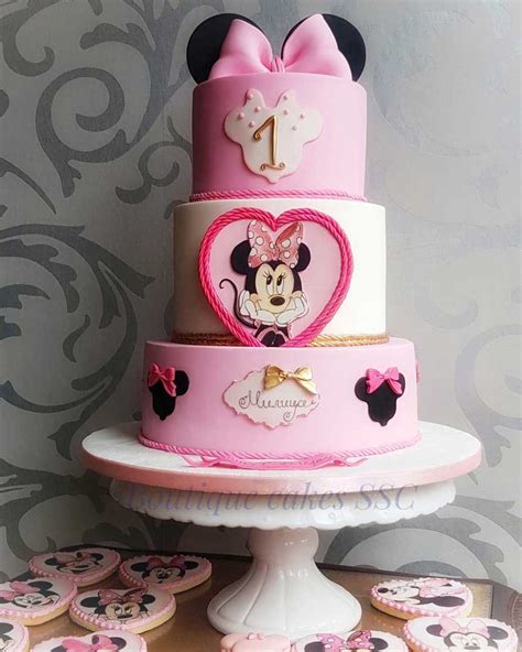 Pink Minnie Mouse 1st Birthday Cake Between The Pages Blog