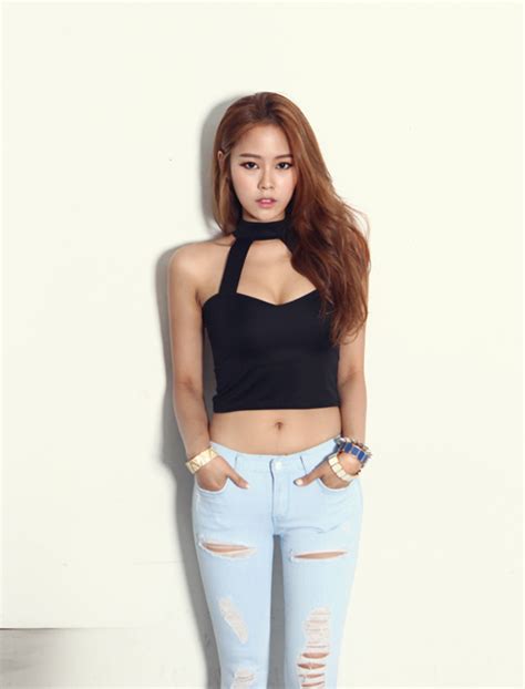 [dabagirl] Halter Crop Top Kstylick Latest Korean Fashion K Pop Styles Fashion Blog